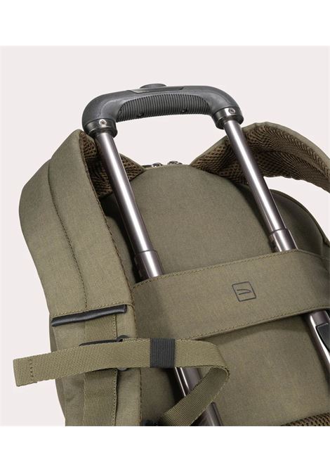 Zaino Flash 15 verde militare TUCANO | BKFLASH15VERDE MILITARE